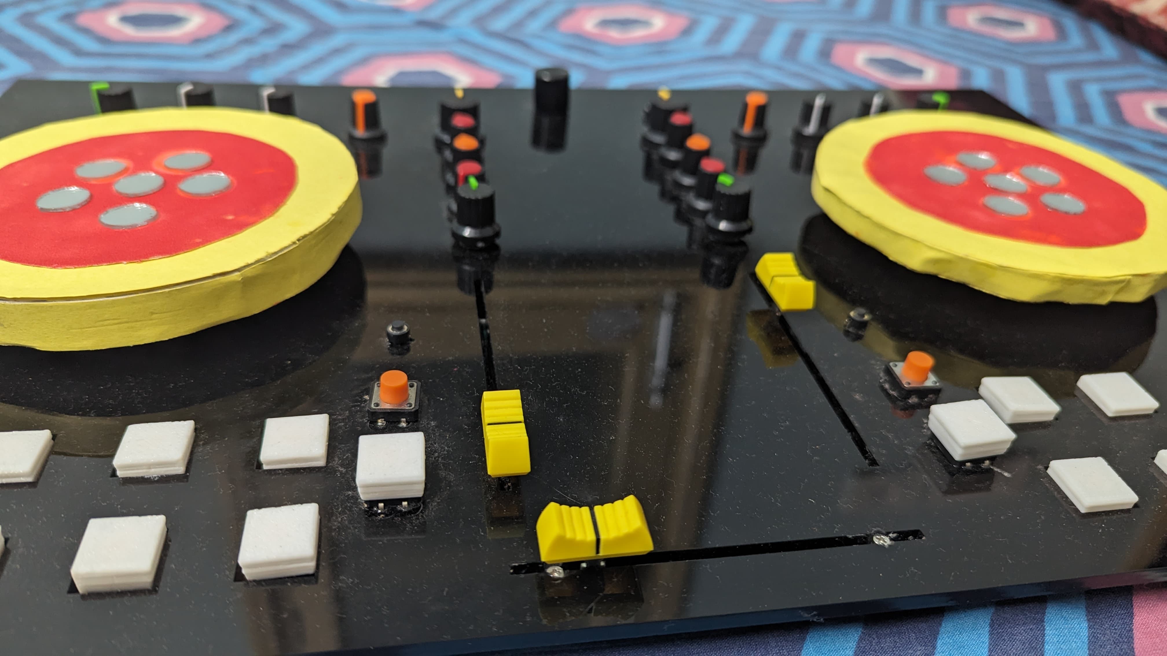 Custom MIDI/DJ controller hardware